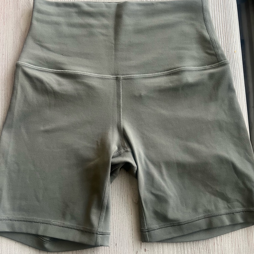 Lululemon align shorts